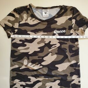 Camouflage Queen T-Shirt